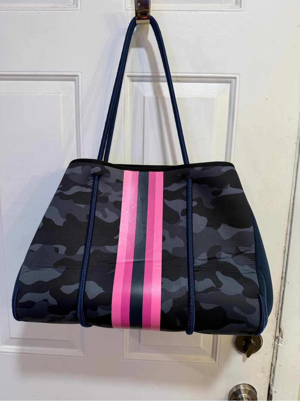 HAUTE SHORE Black Camo Tote with Pink Stripe and Navy Handles